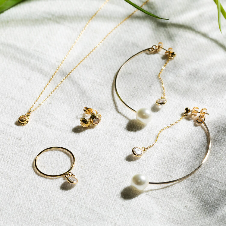 DeWLuX(デューラックス)