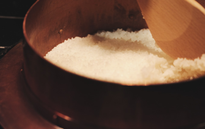 銅羽釜で炊く最上級のお米