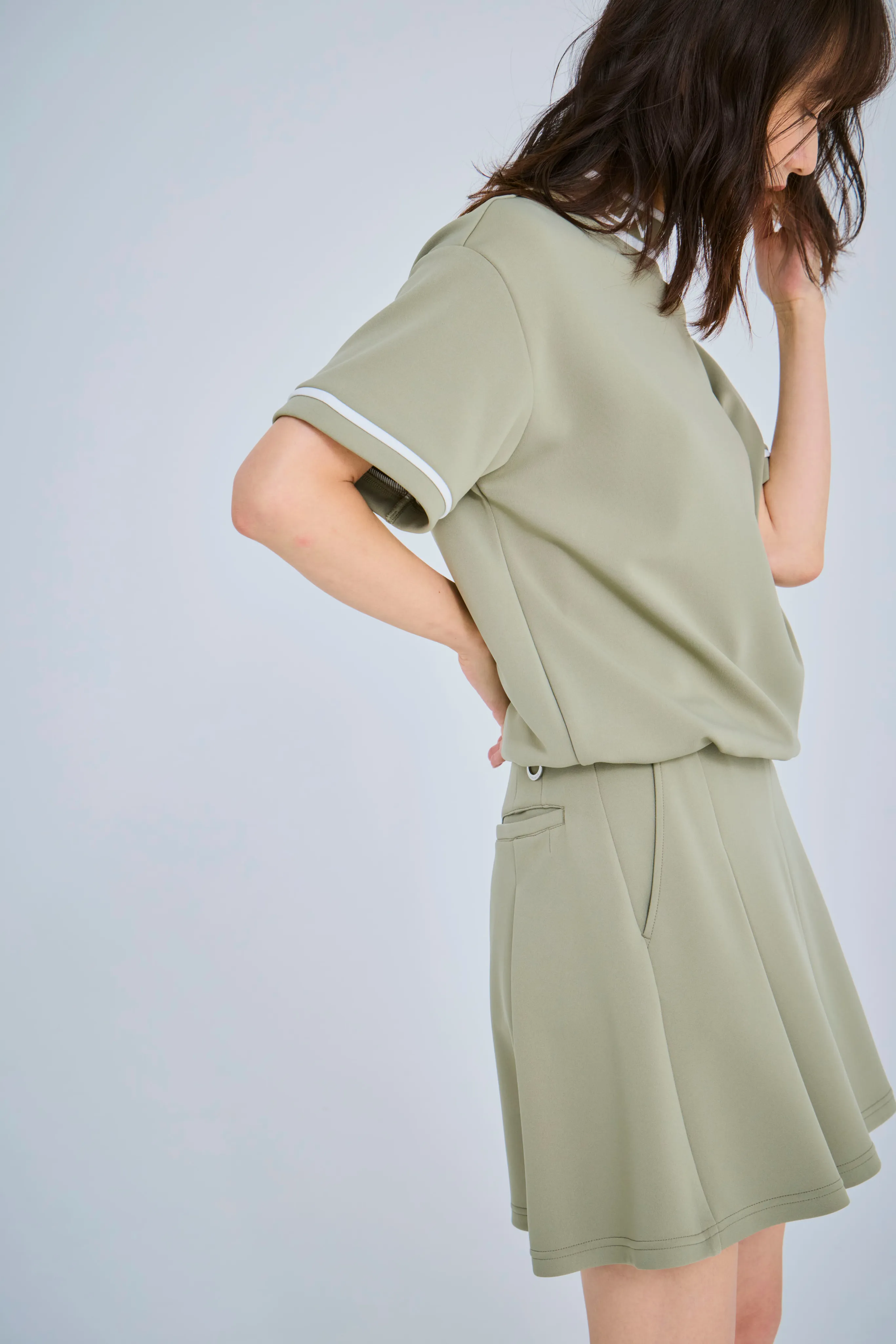 Look 1 スタイリングイメージ