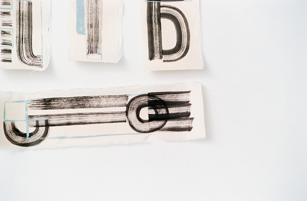 和紙に描かれた絵 タイトル「音、波、光」