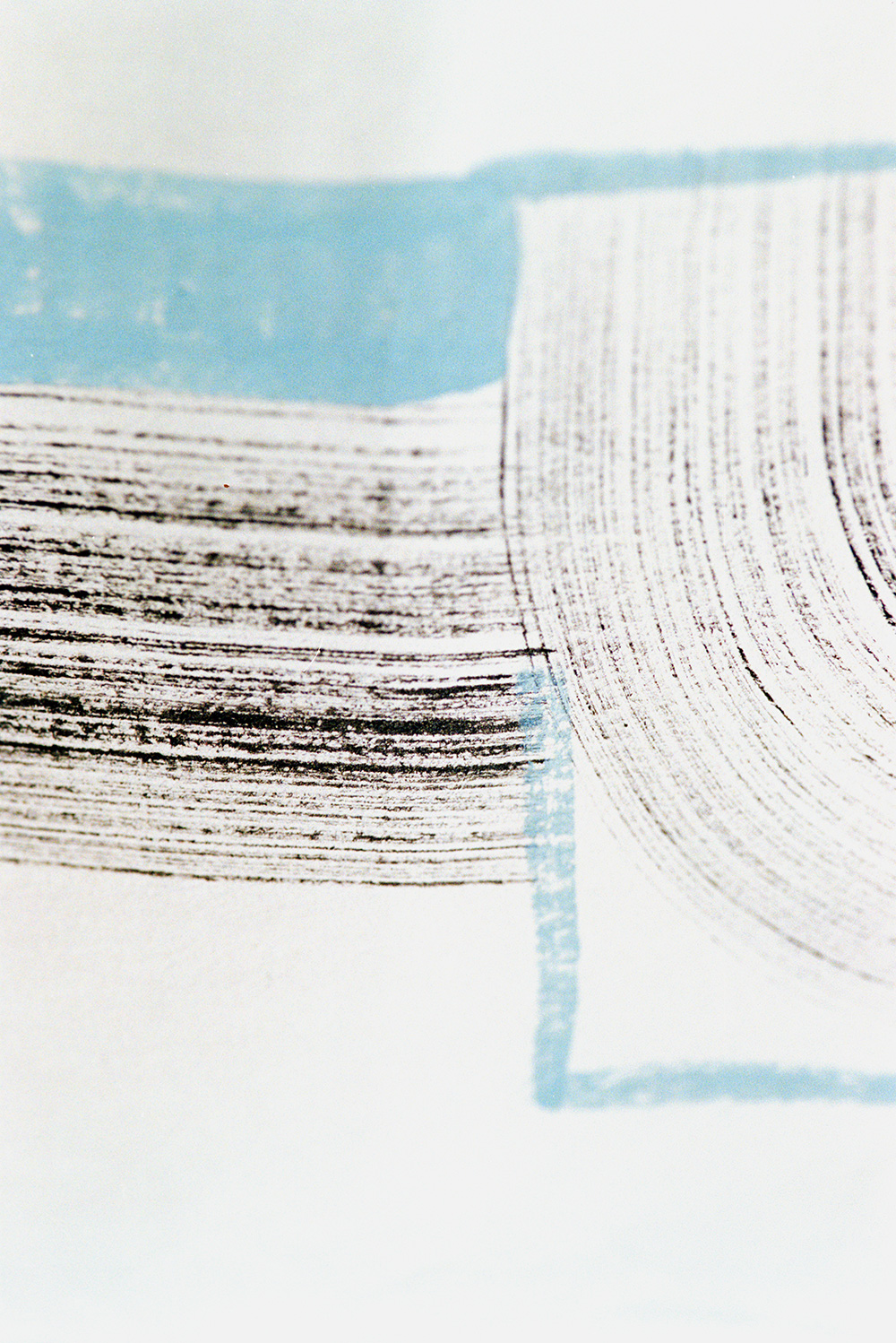 和紙に描かれた絵 タイトル「音、波、光」