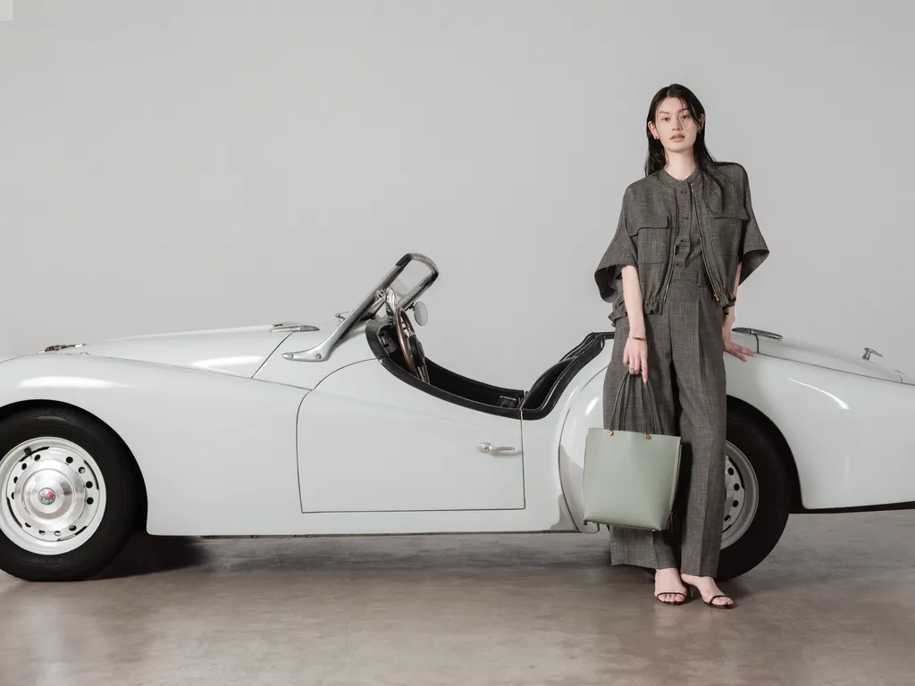 ROPÉ ÉPOR 2026SS Look 7 — Y BAG Short