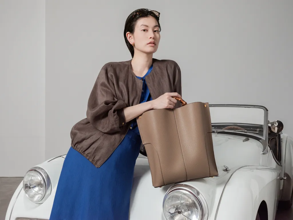 ROPÉ ÉPOR 2026SS Look 11 — BAMBOO BAG Large 1