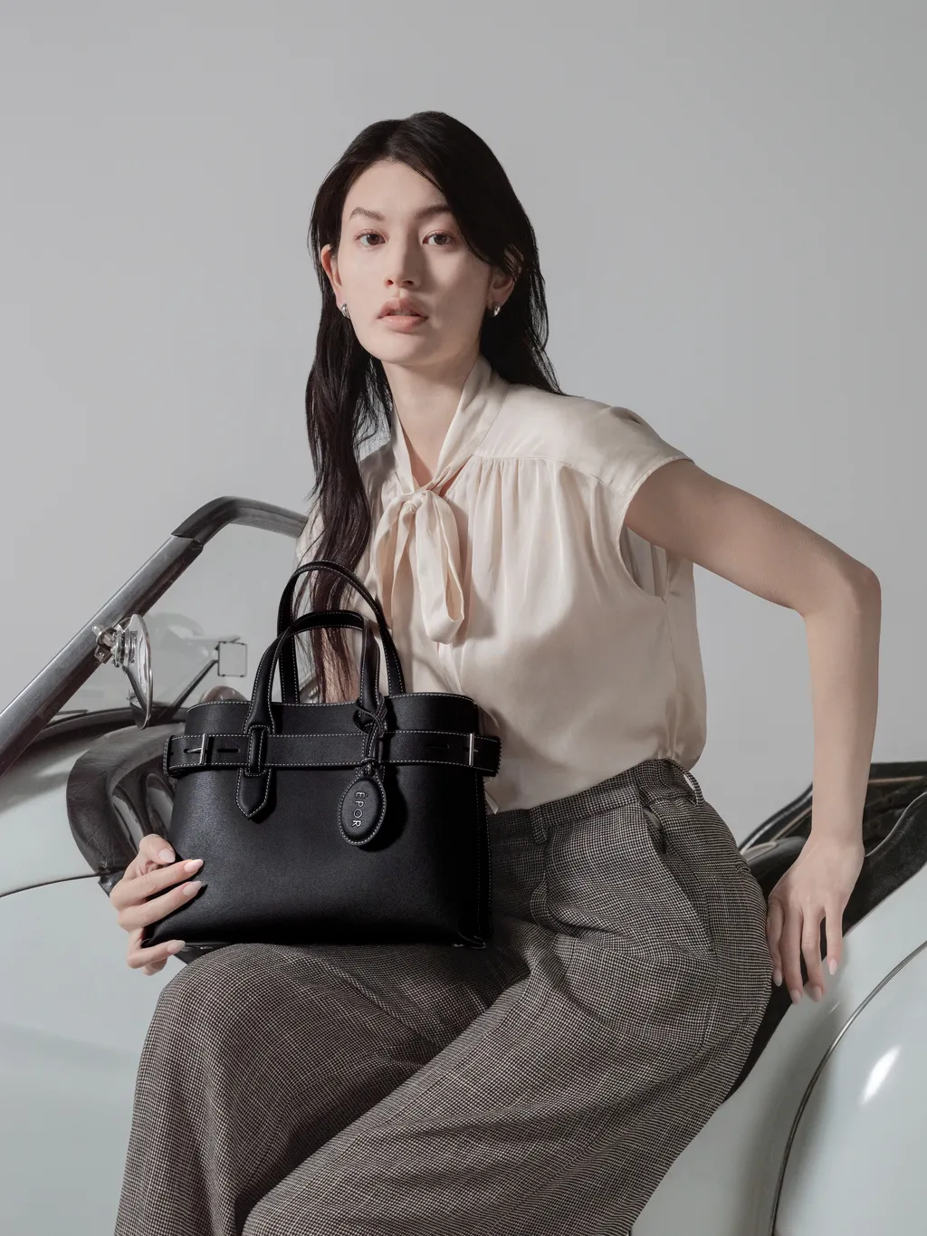 ROPÉ ÉPOR 2026SS Look 12 — A BAG Medium