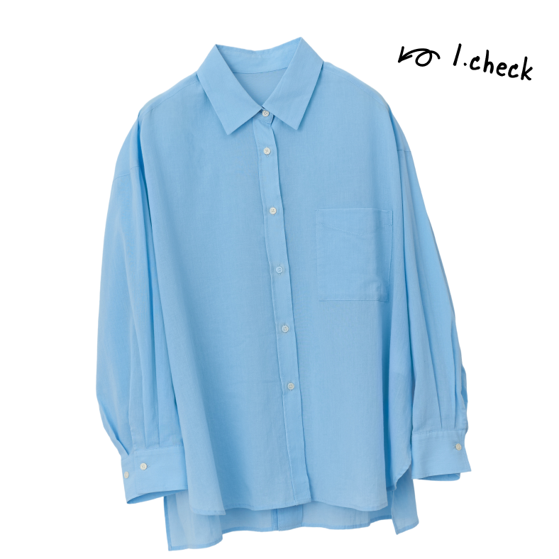 ひんやり素材とブルーシャツ