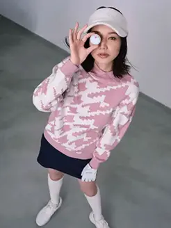 LOOK 01