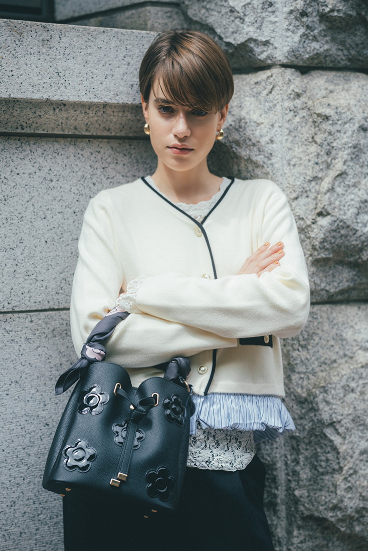 LOOK06